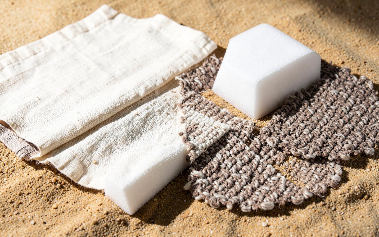 Amostras de tecido, espuma e mola ensacada